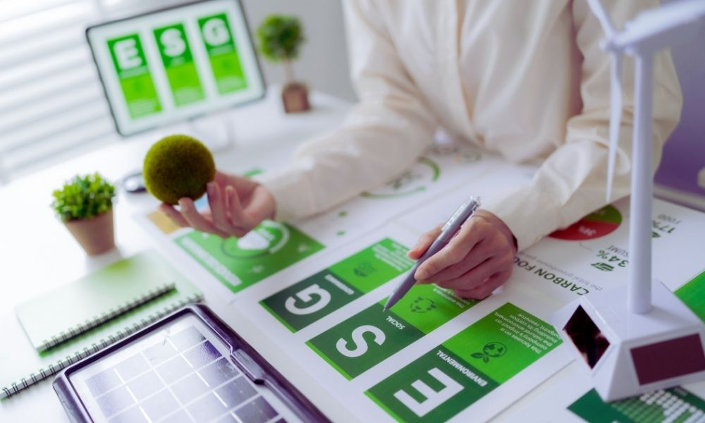 Gayrimenkulde ESG Adaptasyonu: Kuram, Veri ve Masal