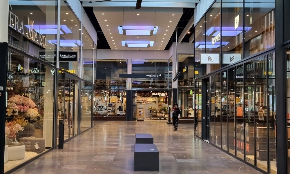 Shopping Centres – Adapt or Decay